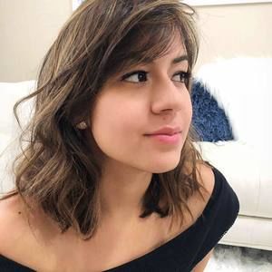 Meet your Posher, Aline